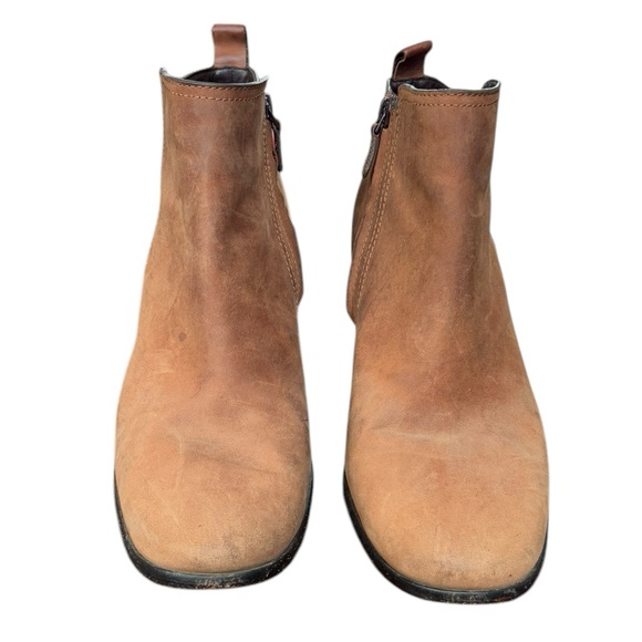 COLE HAAN CHESNEY Chestnut Brown Ankle Boots Size 11B - Picture 3 of 12